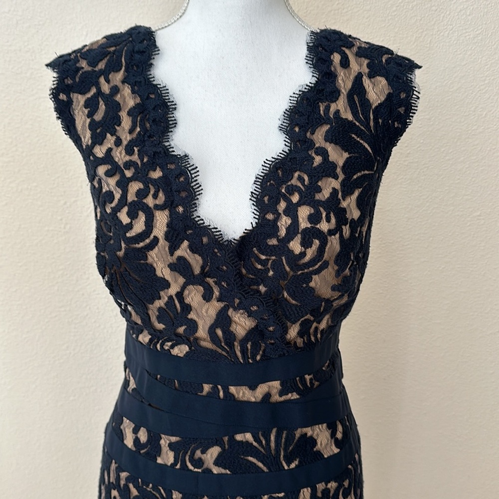 Tadashi Shoji Lace Scalloped Dress - Picture 2 of 7